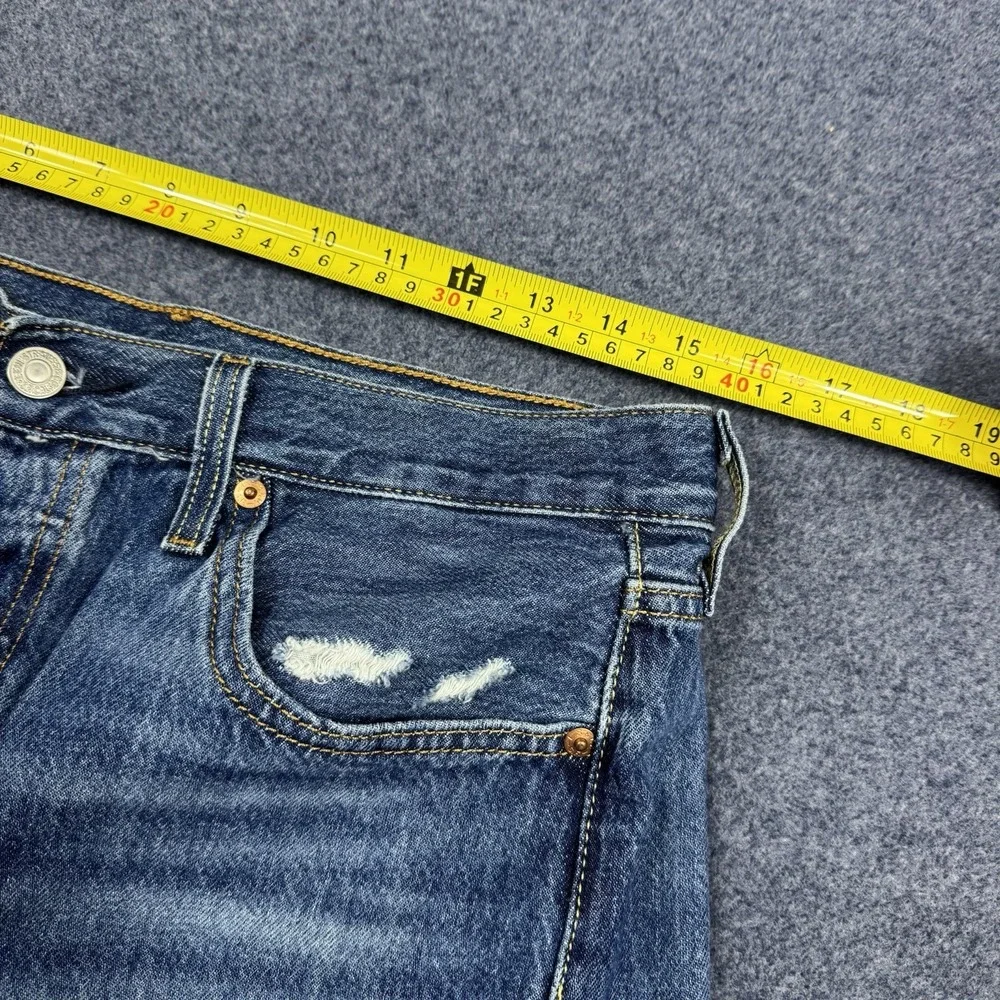 Levis 501 Womens 32 Original Cut Off Denim Shorts Blue Button Fly Y2K Distressed